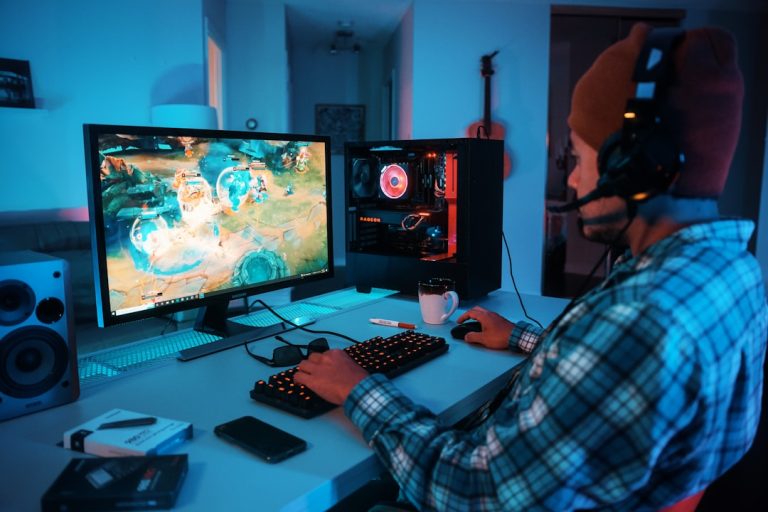 Game Community Management: Navigating the Digital Playground